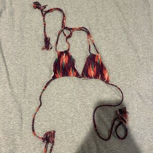 Acacia top size small